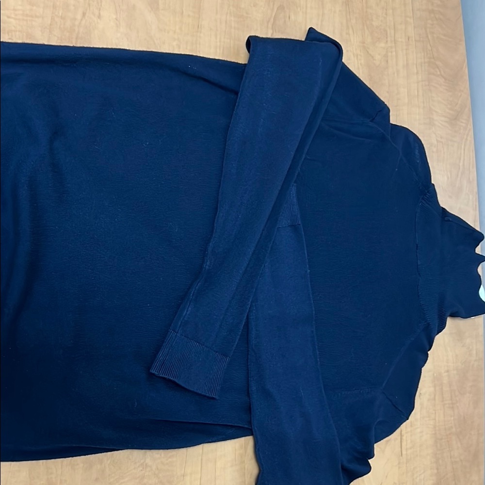 Chic Navy Turtleneck Top